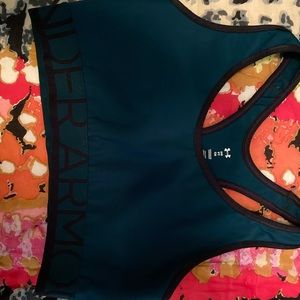 Underarmour sports bra